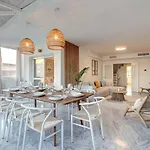 Bright Nordic Style Penthouse In Beachside Resort