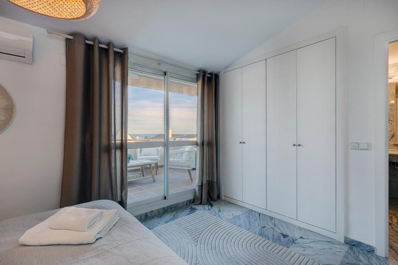 Apartment Bright Nordic Style Penthouse In Beachside *